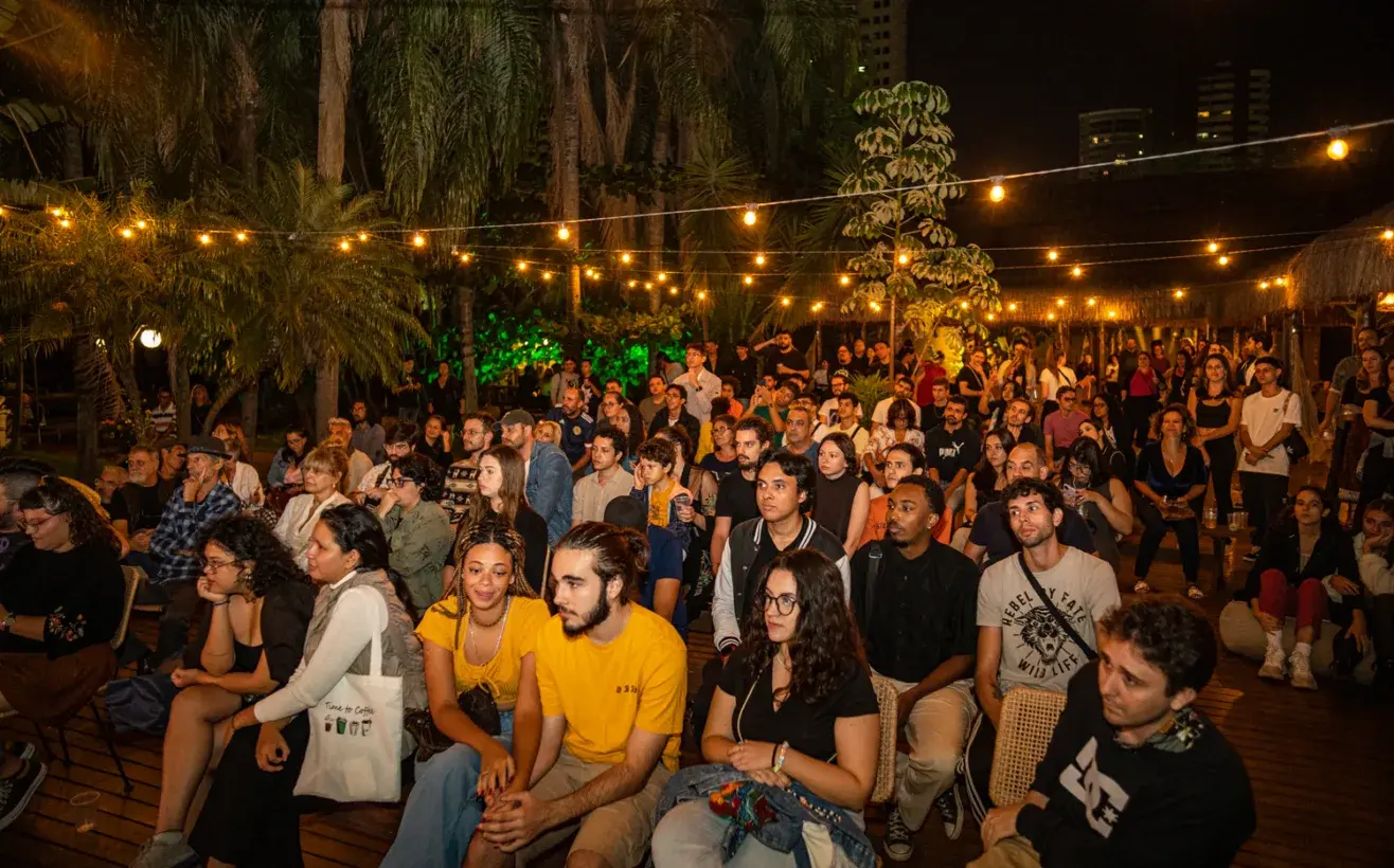 Sessão do 3 Margens na sala de cinema